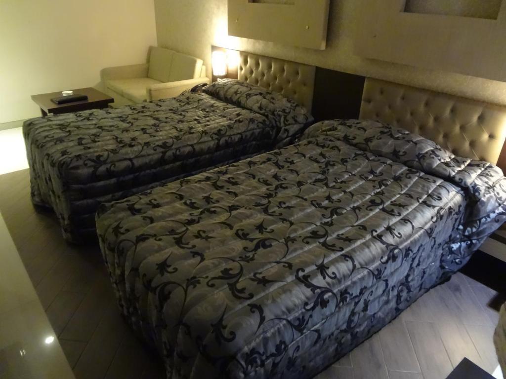 Hotel Capitol Тане Екстериор снимка